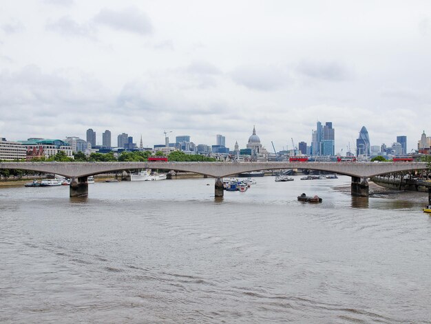 Rio Tamisa em Londres