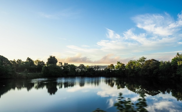 Río Tay en las tierras bajas escocesas