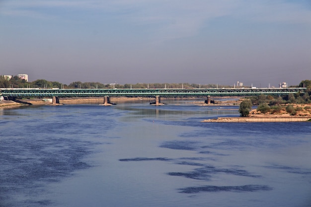 El río Vístula en Varsovia Polonia