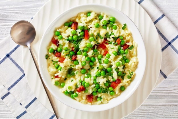 Risi e Bisi Risoto Veneziano com Ervilhas Primavera