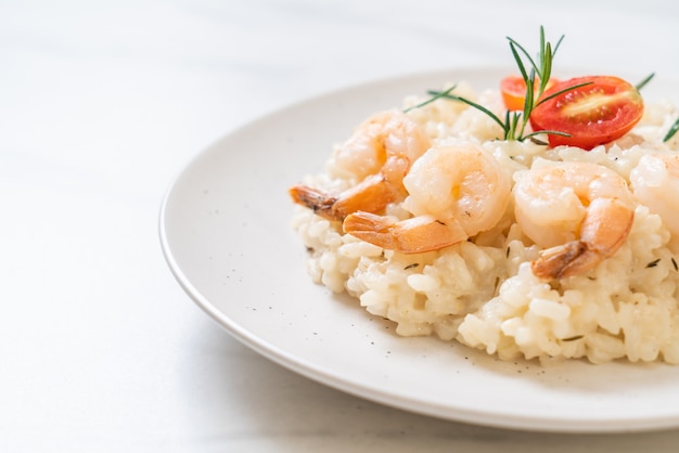 Risoto italiano com camarão