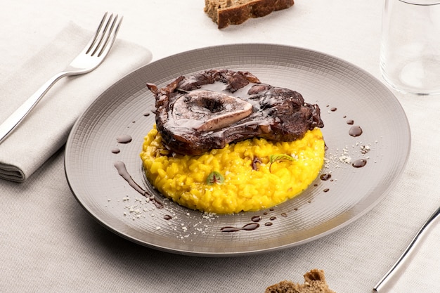 Risotto alla Milanese mit Ossobuco