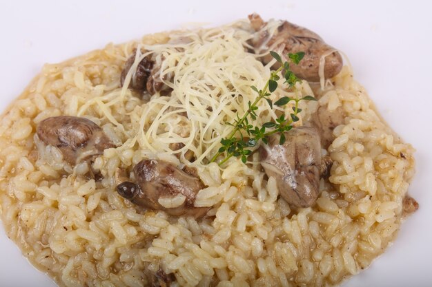 Risotto con corazones de pollo