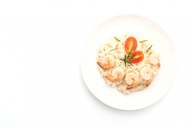 Foto risotto italiano con camarones