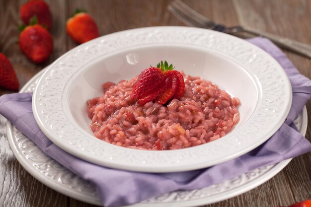 Risotto mit Erdbeeren