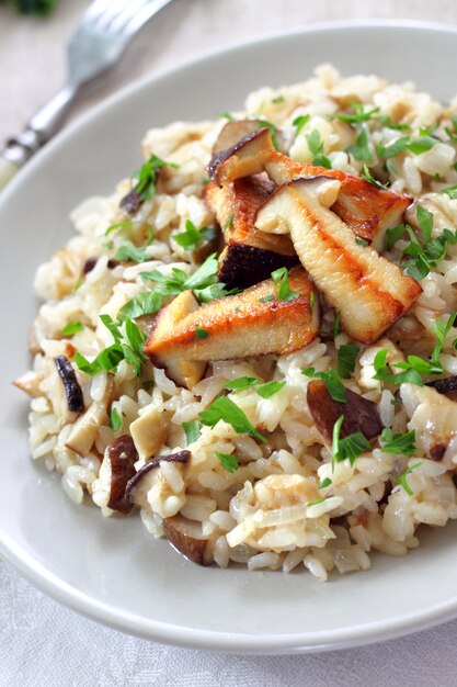 Risotto mit weißen Pilzen