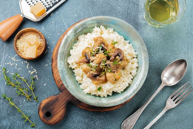 Risotto de pollo y champiñones