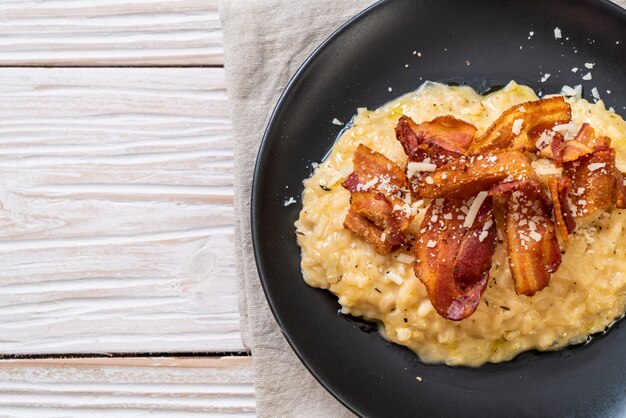 risotto con tocino crujiente