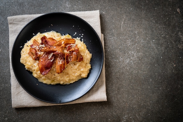 risotto con tocino crujiente