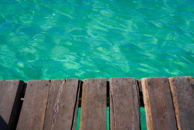 Riviera Maya Caribe muelle de madera en México