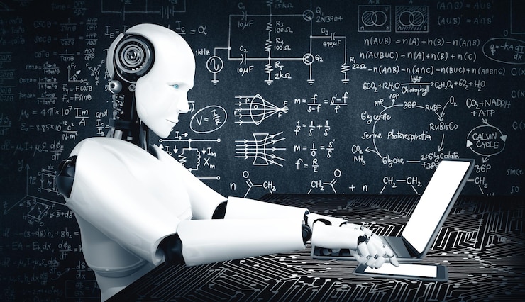 Foto el robot humanoide mlp usa una computadora portátil y se sienta en la mesa para estudiar ciencias de la ingeniería