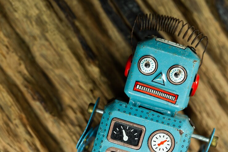 Foto robot vintage de juguete de estaño
