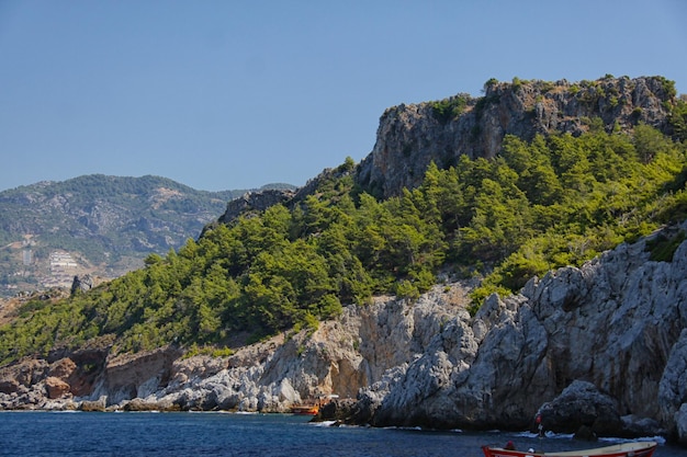 Roca y mar en Turquía