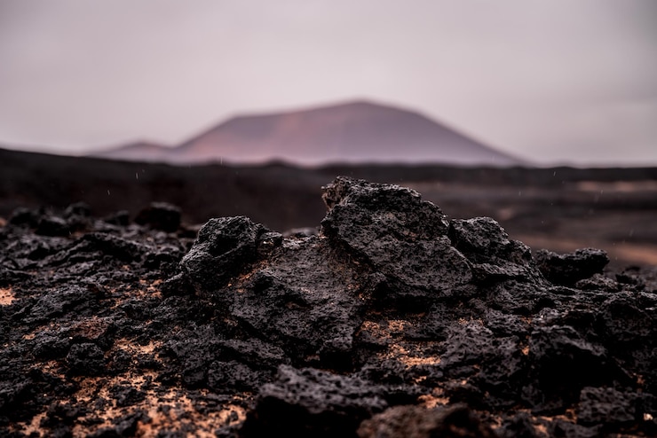 Foto roca volcanica junto a volcan andino argentina catamarca