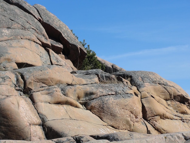 Rocas Piedras en la orilla del Mar Báltico, Hanko, Finlandia