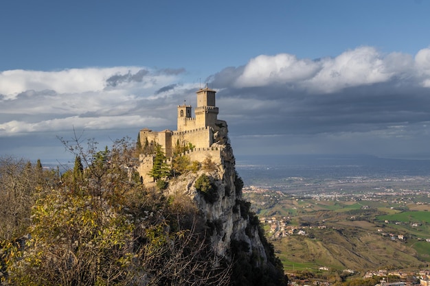 Rocca della Guaita la fortaleza más antigua de San Marino Italia