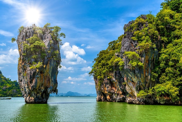 Rochas na ilha de James Bond Khao Phing Kan Ko Tapu Ao Phangng