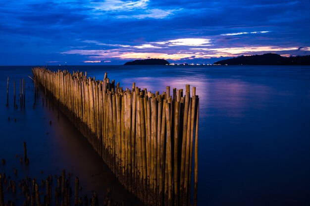 Foto rock beach (sapan hin), phuket