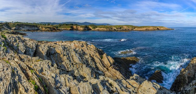 Rocks and Waves Espanha