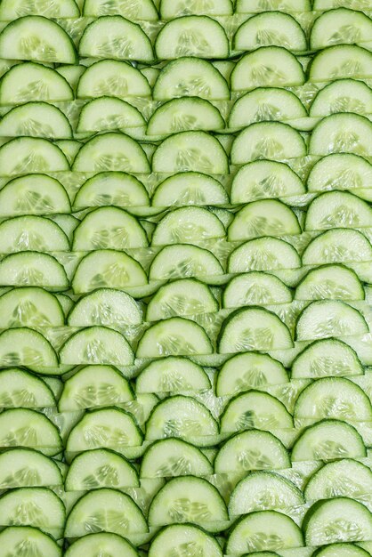 Rodajas verdes frescas de pepino