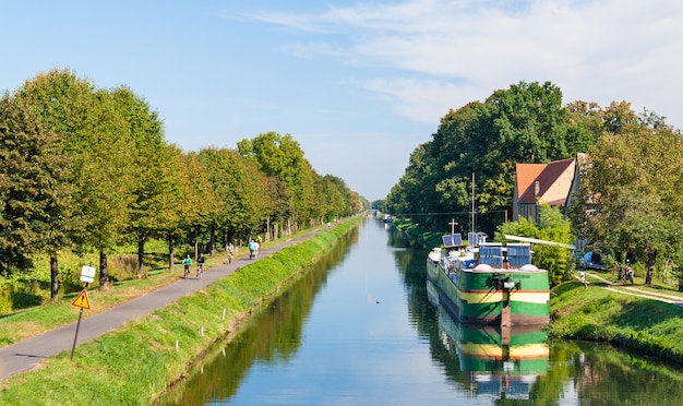 Ródano - canal do reno na alsácia, frança