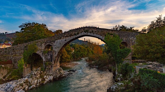 Römische Brücke von Cangas de Onis, Asturien, Spanien