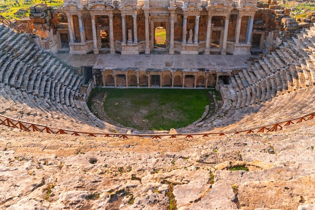 Römisches Amphitheater in den Ruinen von Hierapolis in Pamukkale Türkei