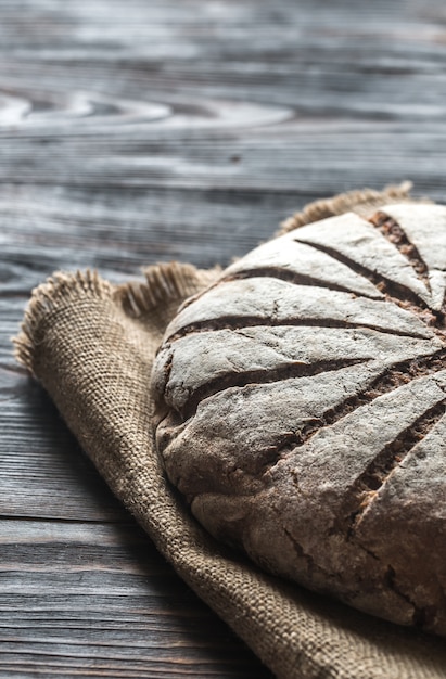 Roggenbrot mit Nüssen und Samen: Draufsicht