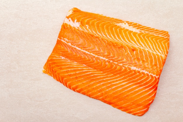 Rohes Forellenfilet (Lachs).