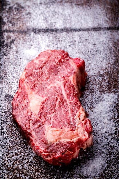Rohes frisches gemarmortes Fleisch-Rindfleisch-Steak