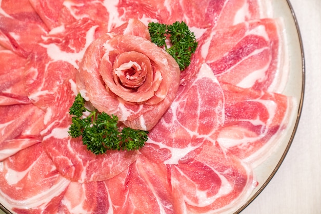 Rohes Schweinefleisch Sukiyaki