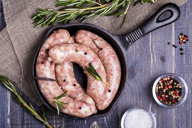 Rohwurst mit Gewürzen