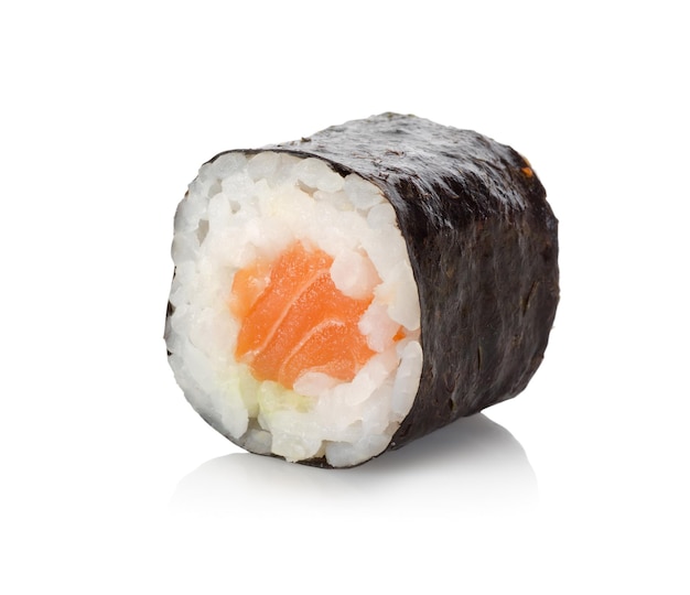 Roll: salmão isolado em um fundo branco