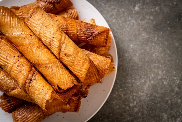 rollitos de calamar secos crujientes