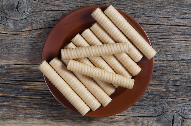 Rollitos de oblea dulce con chocolate