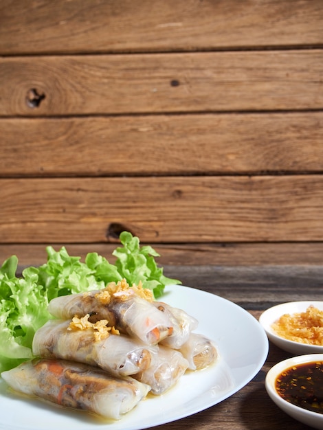 Rollitos de primavera y papel de arroz.