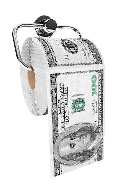 Rollo de billetes de 100 dólares como papel higiénico en soporte cromado sobre un fondo blanco.