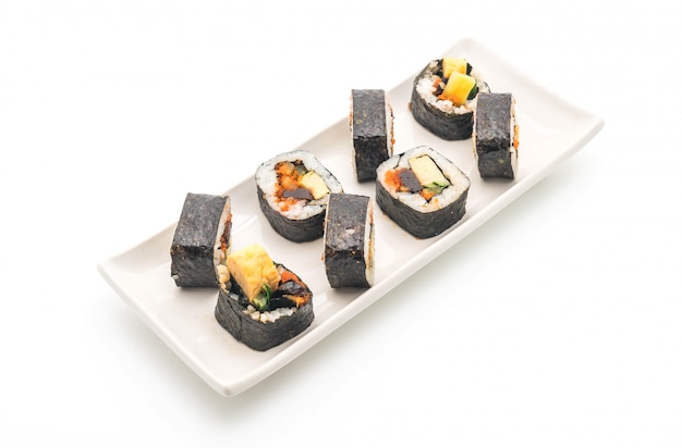 rollo de sushi - estilo de comida japonesa