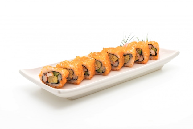 rolo de sushi califórnia