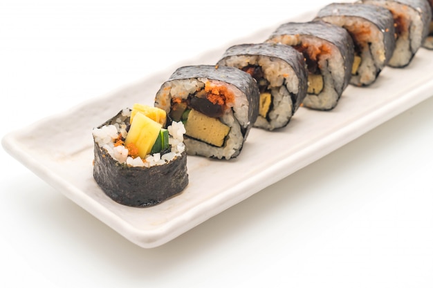 rolo de sushi - estilo de comida japonesa