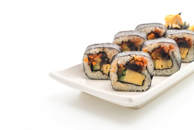 rolo de sushi - estilo de comida japonesa