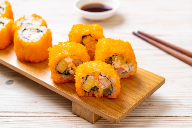 Rolo de sushi maki