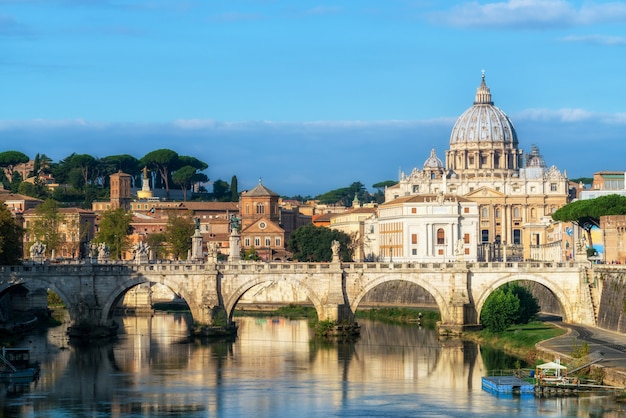 Rom Skyline mit St. Peter Basilika des Vatikans