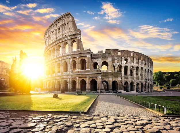 Roma y Coliseo, Italia