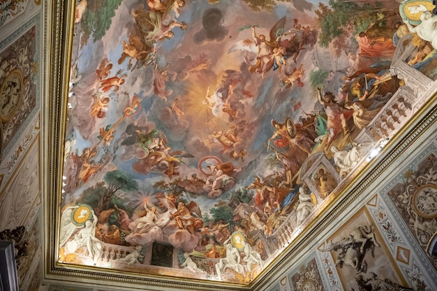 Roma, Italia - 22 de junio de 2018: Arte fresco en la Galleria Borghese de Villa Borghese