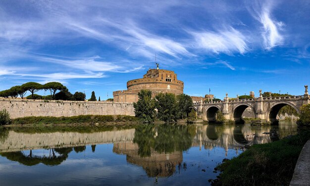 Foto roma italia europa ciudad hora dorada día soleado cielo azul