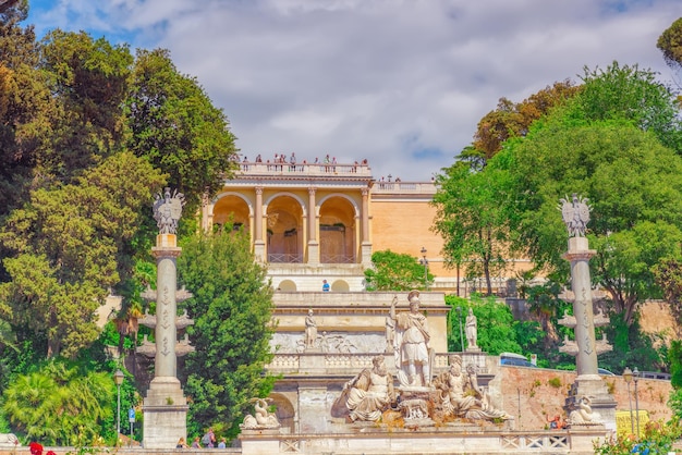 ROMA ITALIA MAYO 082017 Fuente de la Diosa de Roma y Terraza de Pincio Terrazza del Pincio cerca de la Plaza del Pueblo Piazza del Popolo en Roma Italia