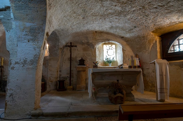 Romanische Felsenkirche Santa Maria de Valverde