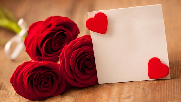 Romantische Valentinstags-Hintergründe Setzen Sie die Stimmung mit unserem bezaubernden Valentinstages-Hintergrund