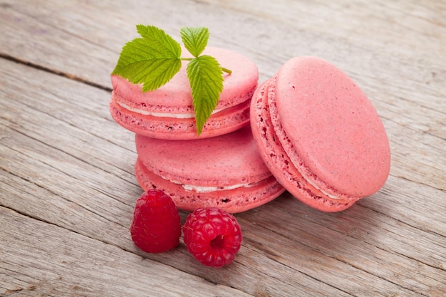 Rosa Himbeer-Macaron-Plätzchen